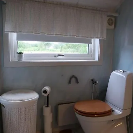 Lillehuset Holiday home Kabelvag