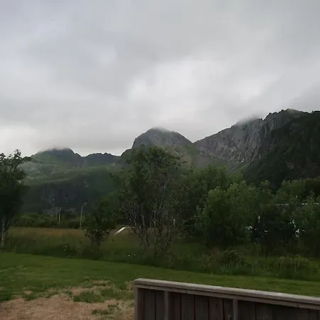 Semesterbostad Lillehuset Kabelvåg